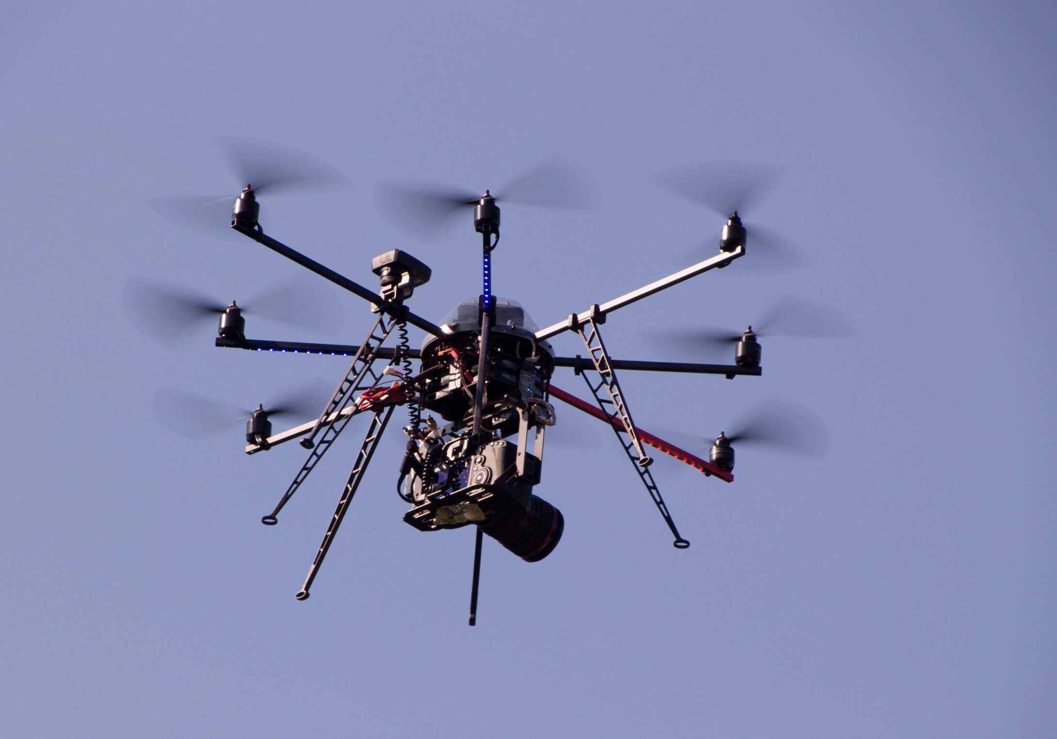 MK Lux-drones